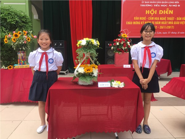 Thi cắm hoa chào mừng ngày nhà giáo Việt Nam - 2018 (7).JPG